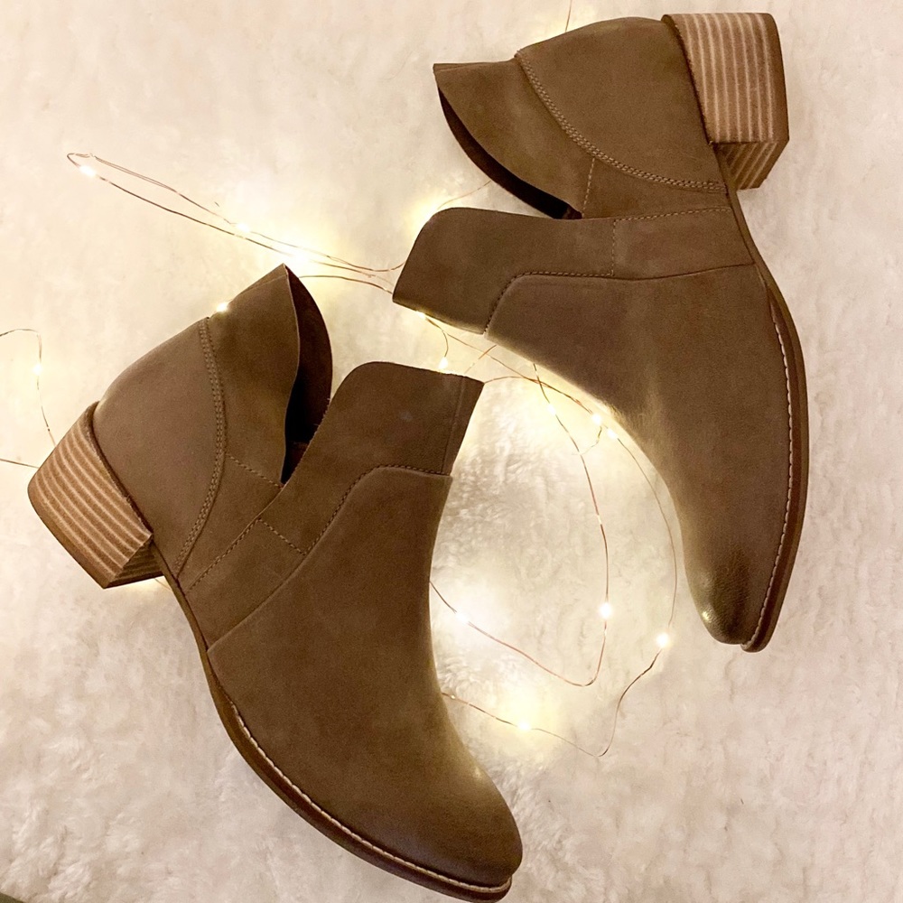 Seychelles | Dwelling Bootie